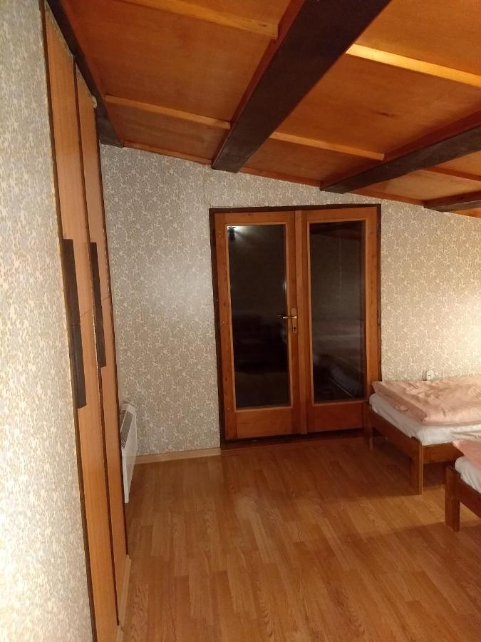 Chata Nika 루좀베로크 외부 사진